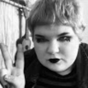 Meet your Posher, Lydia